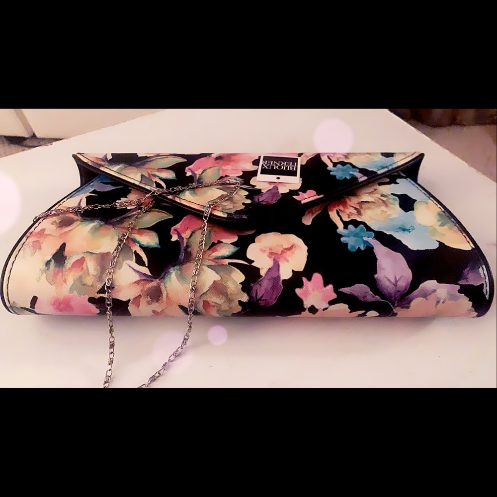 clutch purses